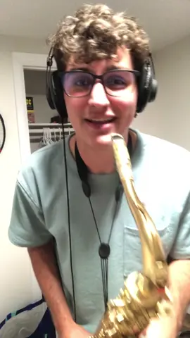 FALLIN @Alicia Keys with a sax solo!!!!! #aliciakeys #fallin #saxophone #sax #jazz #romantic #weddingsong #saxsolo 