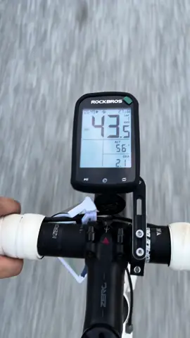 ⌚️Đồng hồ GPS RockBros M1. #rockbrosm1 #donghoxedap #bicycle #bike #thinhhanh #fypシ 