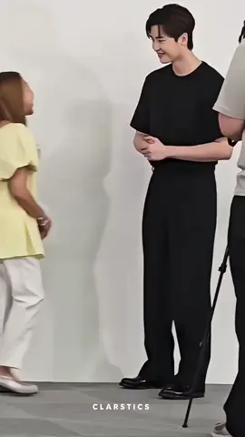 ขออนุญาตอิจฉาคุณขวัญนะคะตาร้อนมากค่ะคุณขวัญโชคดีมากๆเลยน่ารักปุ๊กปิ๊กมากๆ#이종석 #jongsuk0206 #อีจงซอก💚💙 #เครดิตในคลิป #ขออนุญาตเจ้าของคลิป @jongsuk0206 