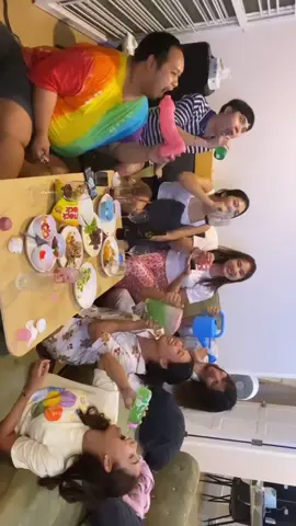 ปาร์ตี้จับฉลากภาชนะใส่เครื่องดื่ม 🥳