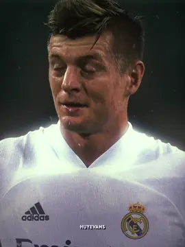 10 năm đáng nhớ cùng kền kền trắng của Toni Kross=))#realmadrid #tonikroos #fyp #foryou #football #huyevans #ares_football🔥 #xuhuong