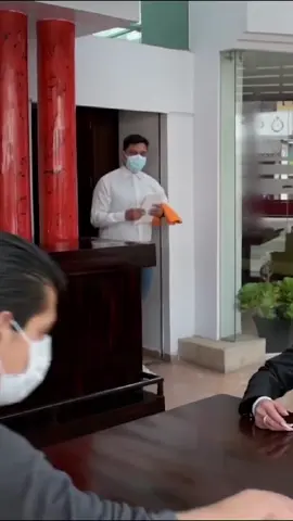 Lol #prank #pranks #funny #funnyvideos #funnymoments #scared #scareprank #fail #fyp 