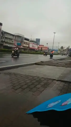 #ရေဇလာမြစ်ကမ်းဘေး #likeလဲမရတော့ဖူး🤧 #foryou #tiktokmyanmar #ဒါပဲတက်နေလို့ #ရောက်ချင်တဲ့နေရာရောက်ကွာ😍🤗🤗😅😅 