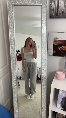 this top >>> #ediktedmirrorselfie #edikted @Edikted #tiktokshop #tts #taste #outfit #outfitinspo #outfitideas #outfits #OOTD #ootdinspo #ootdfashion #fallfashion #fallfashioninspo 