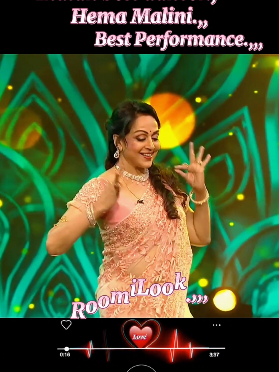 Indian best dancer Tune oh rangeele Kaisa jadu Kiya #fypシ゚viral #trending #foryoupage #hemamalini #trend #dance #bollywood #fyp #viraltiktok #please #unfrezzmyaccount 
