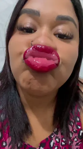 Smell lips 🫦🫦🫦💋 #tongue #fyp #smellgood #lips #lipstick #lip #labios 