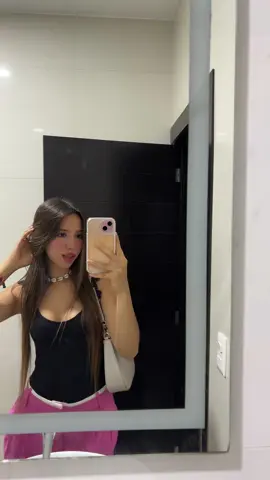 Mas tik toks en el espejo 