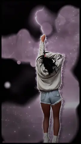 this is so bad but FIRST POST everything made by me #hotmeilo #ae #aftereffects #xyzbca #foryou #fyp #charli #charliedit #charlidamelio #killshot 