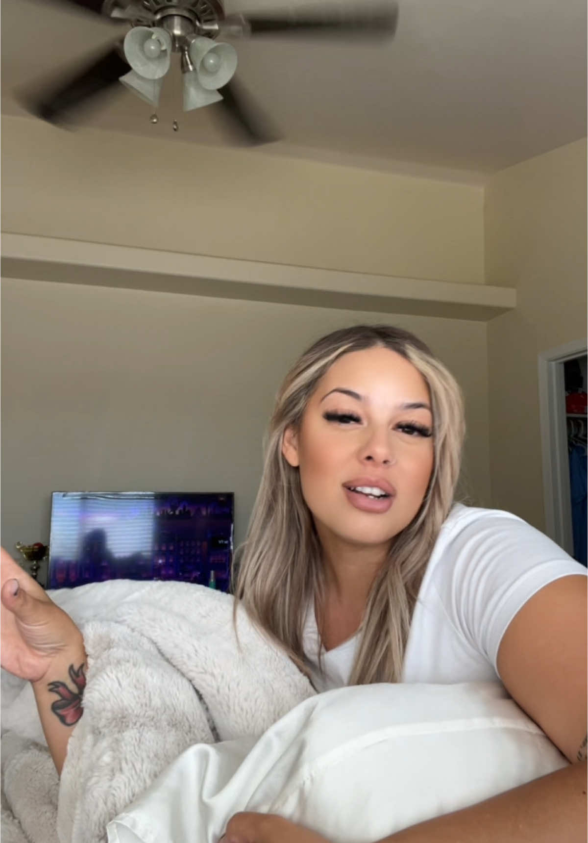 My unasked for review of @secretlivesonhulu @hulu @Taylor Paul love you girl. @Whitney Leavitt self reflect for me pleaseeeee! #fyppppppppppppppppppppppp #secretlivesofmormonwives #taylorfrankiepaul #hulu #fypp #narssasist #fypシ゚viral 