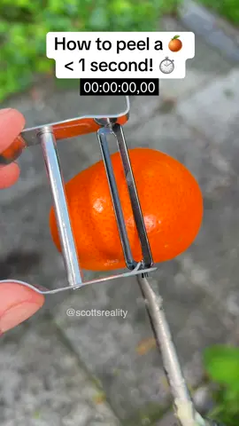 Guess how long it takes to peel this orange! 🍊😳