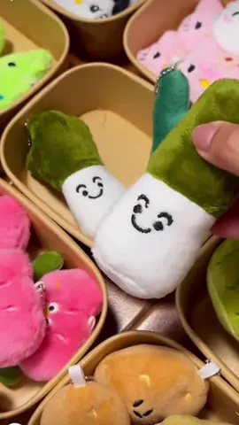 Móc khoá rau củ nhà Annie có gì #annie #mockhoa #gaubong #cute #quatang #gift #xuhuong #fyp 