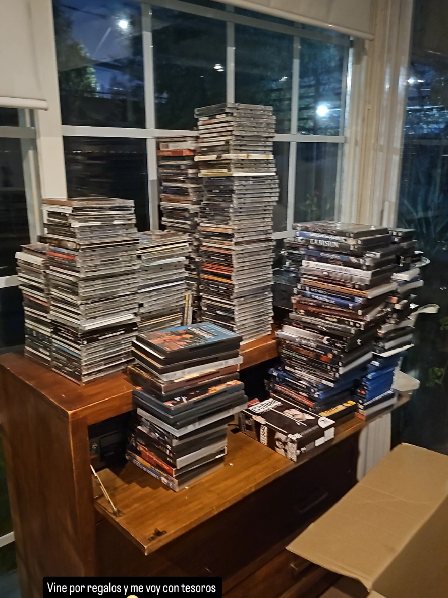 ME QUISIERON REGALAR MÁS DE 600 DISCOS !! 😲 #vinyl #vinylcollection #recordcollection #viral #parati #fyp #music #chile #tiktokchile 