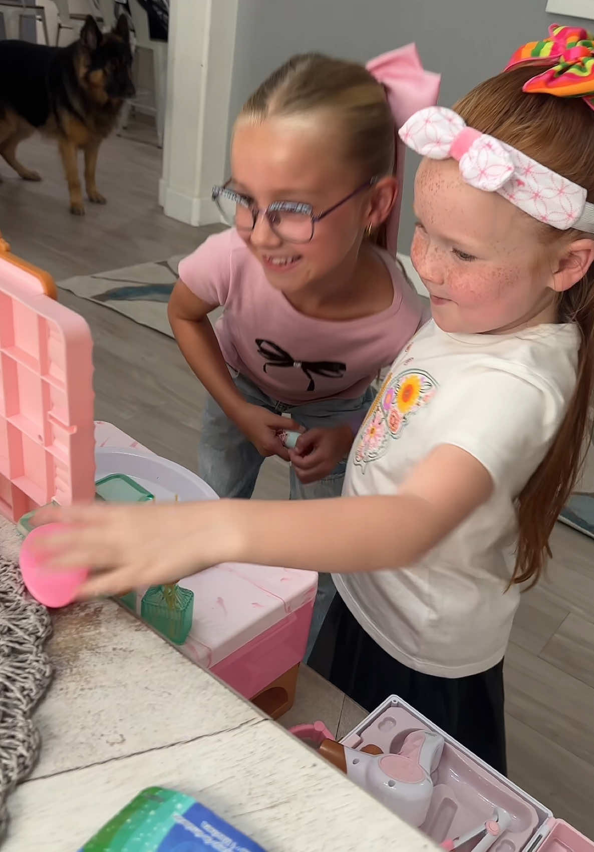 After school suprise 🤍🤍@JAKKS Pacific @target #daughters #girlmom #momanddaughter #viral #fyp #trending #momlife #momof3 #MomsofTikTok #dayinmylife #momtok #Lifestyle #disneyfamily #disneyprincesscreateyourworld 