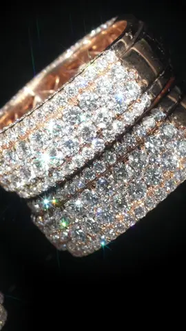 Your thoughts on the Diamond band ring? 💭 #bandring #vvsdiamond #baguettediamonds #jewellerybusiness #londonjewellers #ringtok 