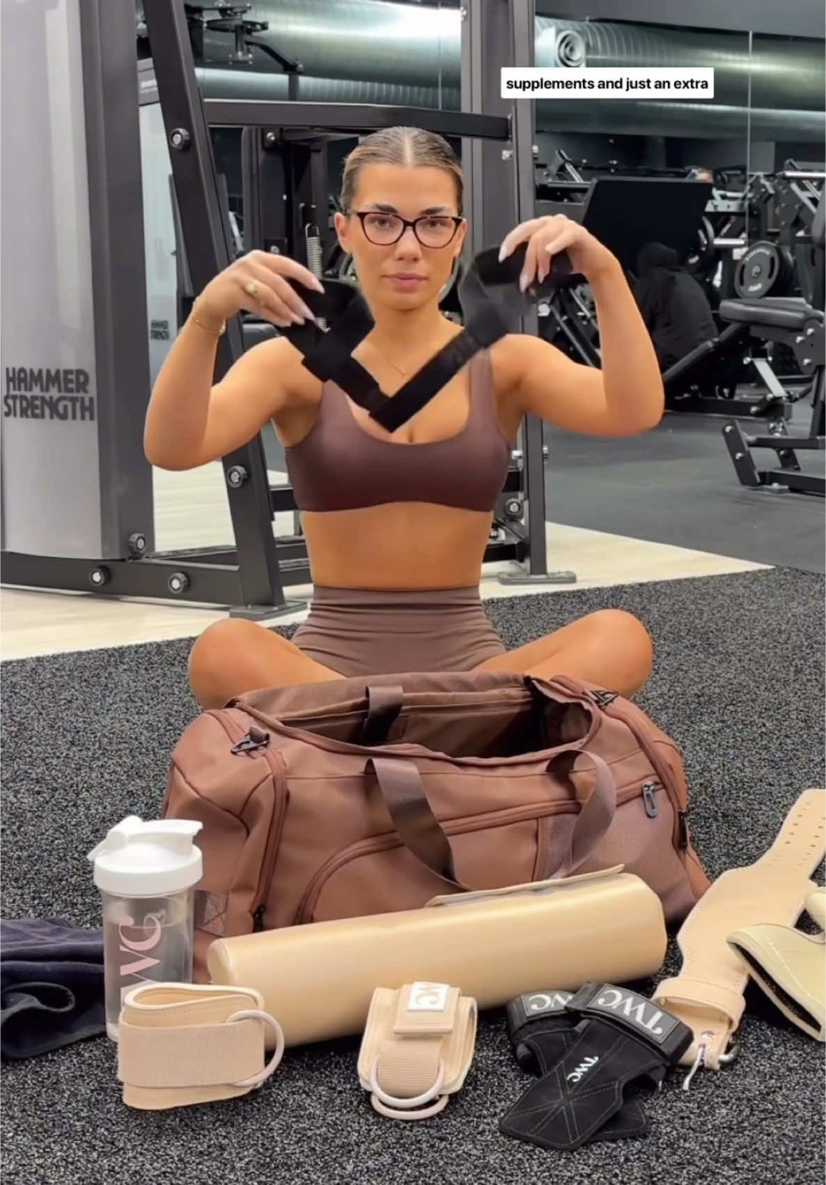 What I pack in my gym bag 💪🏽 #gym #gymbag #gymaccessories 