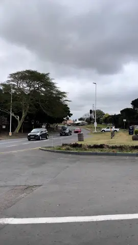 ❤️‍🩹 #foryoupage #carsoftiktok #foryou #325i #325is #kasistancekzn #gusheshe #gusheshe325 #boxshape @levz187 