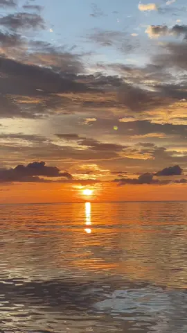 Mintol kasi kata2 nya🫨 #fyp #lagutimur #storytimur #ampana #ampanakota #sulawesitengah #sulawesipride🏝️🔥 #sunset 