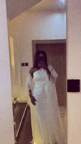 #fashiontiktok #styledbyabby #foryoupage #fypviral #lagosdesigners #fashiondesigner #weddingguestdress #partyguest#couture #luxurydress 