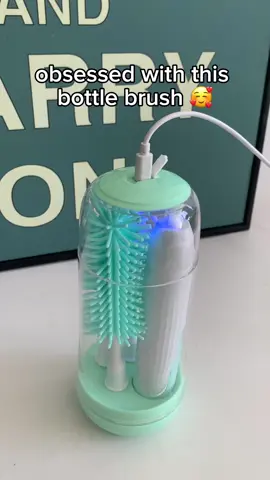 Say goodbye to manual scrubbing! #babyfever #bottlecleanhack #cleaninggadgets #fyp #babynnottles #washbottleseeasier #bottlebrush #electricbottlebrush #tiktokmademebuyit #foryou #TikTokMadeMeBuit 