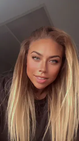 Why they b dressing like that tho 😂 #christiantiktok #modest #modesty #modestfashion 