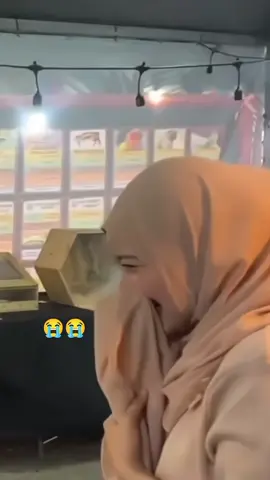Suka betul dgr suara rina menjerit, comel tau😭🤣 [YT: ADAM] #airina #rina #aiteam #alieffirfan #fypシ #aikarina 