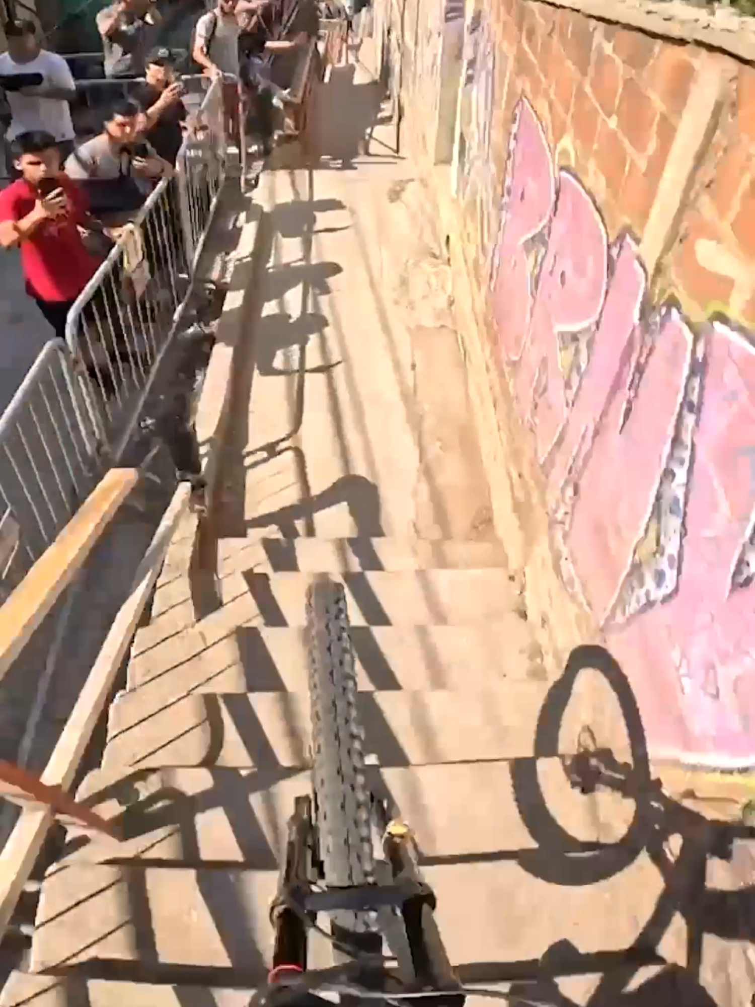 @tomasslavik63 r̶a̶i̶s̶i̶n̶g̶ riding the roof 🏠 #redbull #givesyouwiiings #bike #redbullcerroabajo #downhillbike #mtb