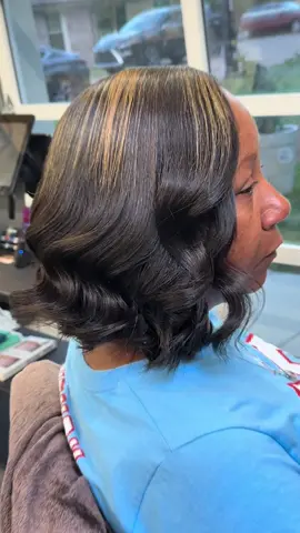 Quickweave bob 2 week shampoo maintenance #bob #wavybob #curlybob #quickweave 