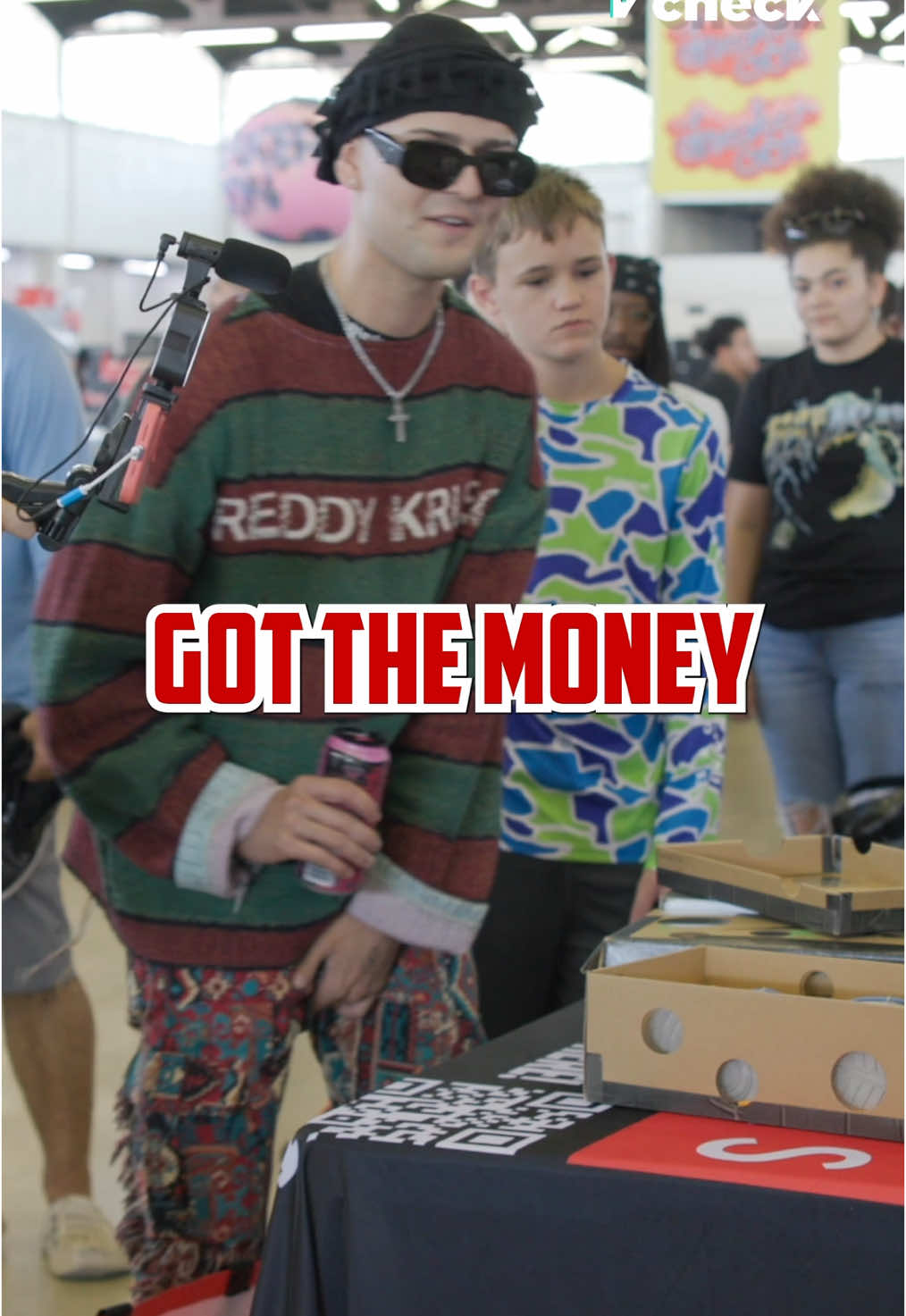 always show love ❤️ #viral #funny #comedy #yt #foryou 