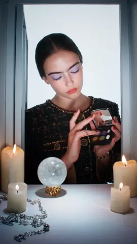 BEAUTY BEHIND THE DOOR - Future Fortune #Divination #Les40mbres #CHANELBeauty #CHANELMakeup