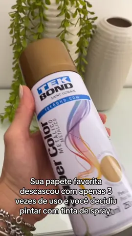 Torcendo pra da certo 😅🙏🏻 #papete #papetedourada #spray #tintaspray #tinta #facavocemesmo #foryou #sandaliasfemininas #conteudofeminino 