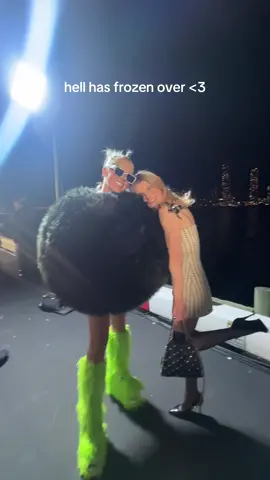 Trigger warning: @JoJo Siwa and I met and it was just as chaotic as you would have imagined. @christiancowan 