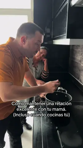 Seamos buenos hijos. Todos necesitamos sentirnos valorados. Todos somos @Doña Luisa #fyp #mama #comedia #hijos