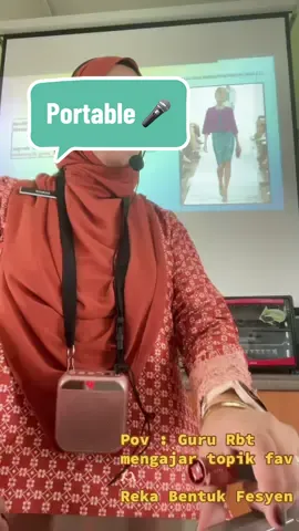 Mic n speaker paling banyak membantu setakat ni❤️  Murid dgr jelas dan cikgu tak perlu menjerit2✌🏻 #portablemic #speaker #teacherlifebelike #pov #teacherhack 