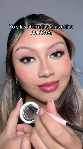 Toda la vida sere team cejas 2016 y ni modo! 🤌🏻 #makeup #maquillaje #cejas #maquillajetutorial #beauty #makeupartist 