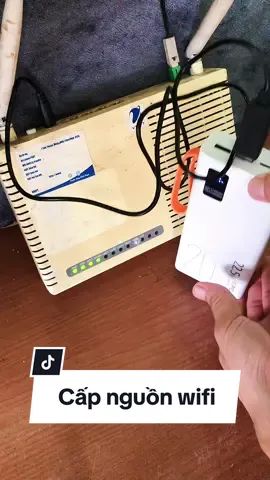 Cáp cấp nguồn cho wifi khi bị mất điện chuyển đổi từ 5v lên 12v dùng được cho modem cả 3 nhà mạng. #capcapnguonwifi #capcapnguonrouter #capnguonchowifi 