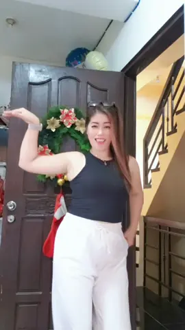 Hey lola😁😁✌ #lokaloka #dance #foryoupage #fypppppp #maru #smile #Marudancemoves #behappy #fypspotted #trend #trendingtiktok #fypシ #fypシ゚viral 