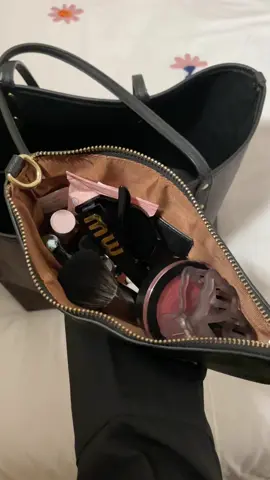 فلوق الدوام متأخر💕.