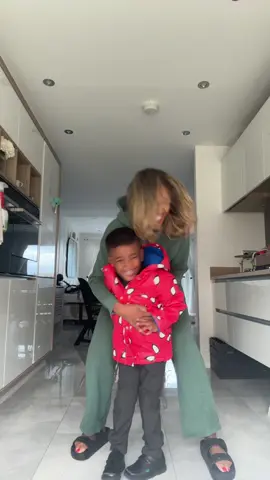 He had no clue what was going on😭🤣 #motherhood #MomsofTikTok #fyp 