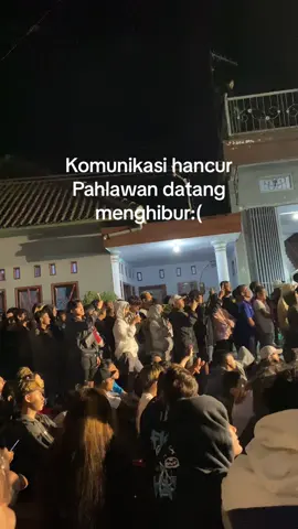 Enakno goyangane mase:( #fypシ #karnavaljawatimur #malanghits #malang24jam #malanghoreg #horegmalang @𝙃𝙈 𝙋𝙍𝙊𝙅𝙀𝘾𝙏🇲🇨 @The Radiator King Of Malang🔥 