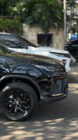 New Fortuner TSS GR Aero package 🦑💨💨💨💨💨 #dieselpower #dieselgang #newfortunergrsport #fortunergr2024 #toyotabandung 