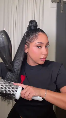 we got things to do…. sometimes i play NWTS as if it just came out yesterday bc i meannnnn it was that good, hope everyone had a great weekend. Happy Tuesday 😊