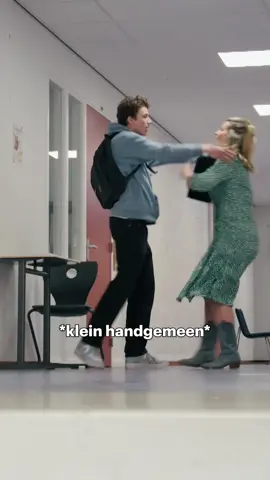 Wat zou jij doen als je Puck was? 🫨 #brugklas #brugklastv #brugklas13 @Esther Mbire 