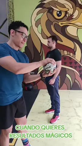 VENI A ENTRENAR A AQUILA Y NOTARÁS LOS RESULTADOS 💪🏻 ¡RESERVA TU CLASE AHORA! #aquila  #Fitness  #crossfit  #crosstraining  #viral  #viraltiktok  #viralvideo  #foryou  #foryoupage  #tyb  #challenge  #resultados  #resultadosmagicos  #entrenar  #entrenamiento  #planicacion  #force #funsional #fitwoman #gymnastic  #mobility #gluteospower #clase #reserva  #magic  #magia  #magiatiktok 