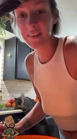Ain't nothing straightening, but straightening 🐕🐾🗣️😂😂😂 #fypシ゚viral #funny #tiktokpets 