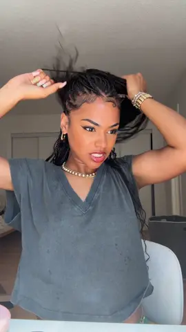 I swear if I don’t do this method, my hair gets tangled in the hair tie every time🥲   ##fulanibraids##grwm