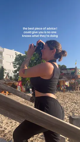 Do it anyway! 📣💖 #creativetiktok #photographersoftiktok #photoshoot #femalecreatives #femalecreators #brandingphotography #womenownedbusiness 