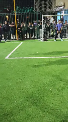 #pinalti choucha #الشعب_الصيني_ماله_حل😂😂 #شوشع_العالمية🇩🇿 #comedia #mixico🇲🇽 #brazil🇧🇷 #انتشار_واسع #germany #lyon #paris #france🇫🇷 #viralvideo #viraltiktok #video #france #فرنسا🇨🇵_بلجيكا🇧🇪_المانيا🇩🇪_اسبانيا🇪🇸 #trending #istanbul #i #tiktokindia #parati #fyp #comedia #viraltiktok #choucha3 #choucha the best@ChouChaa The Gota🏅 