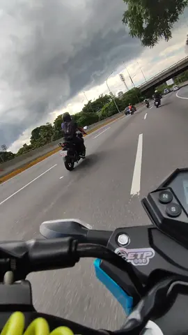 #ns250 #pulsar #rk200 #empirekeeway #venezuela🇻🇪 #caracas #caracasvenezuela🇻🇪 #motorizados #disfrutar 