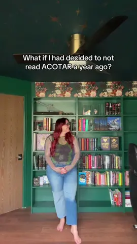 Thank goodness I’ll never know 🧚🏻‍♀️ #acotar #acotartok #rediscoveringreading #bookshelftour #readingislife 