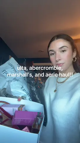 small fall haul🥰🥰 @Good Molecules @abercrombie @Olehenriksen @aerie 